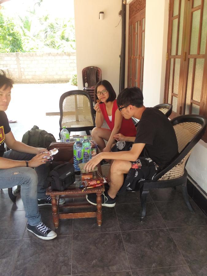 Hotel Whitehouse Tissamaharama Luaran gambar
