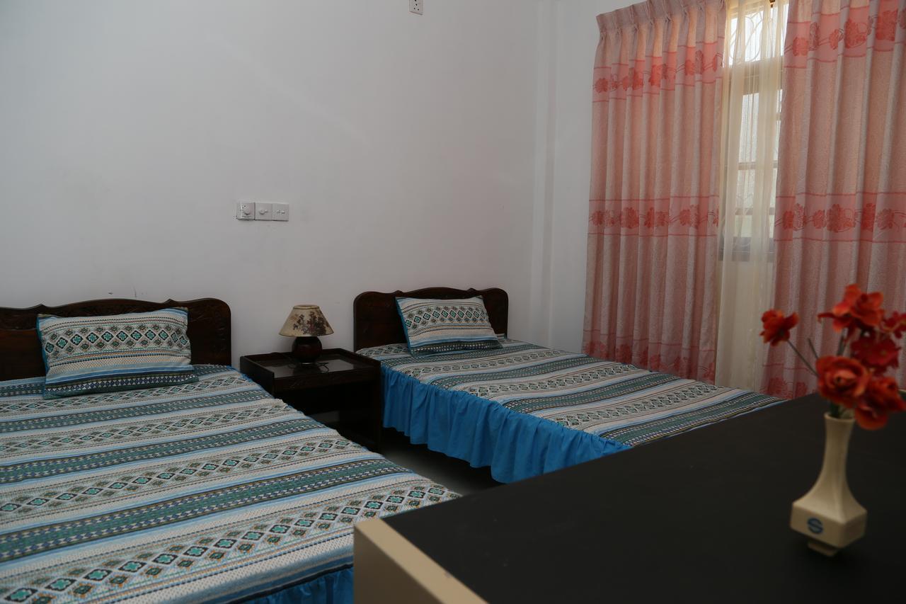Hotel Whitehouse Tissamaharama Luaran gambar