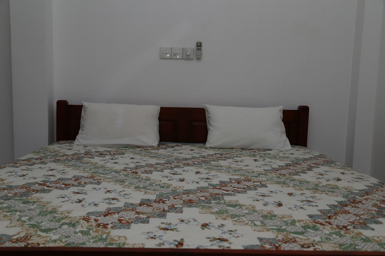 Hotel Whitehouse Tissamaharama Luaran gambar